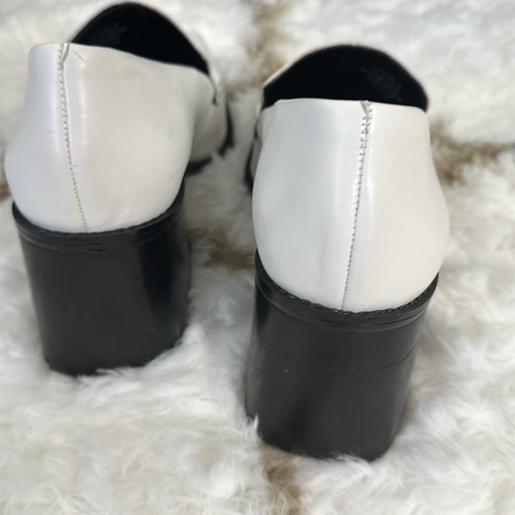 Vince Camuto Segellis White 10 - Picture 6 of 7